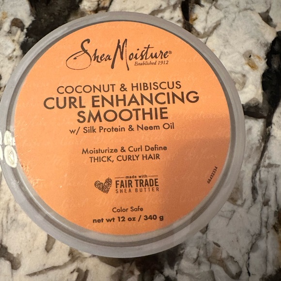SheaMoisture Coconut & Hibiscus Curl Enhancing Smoothie - Picture 2 of 4